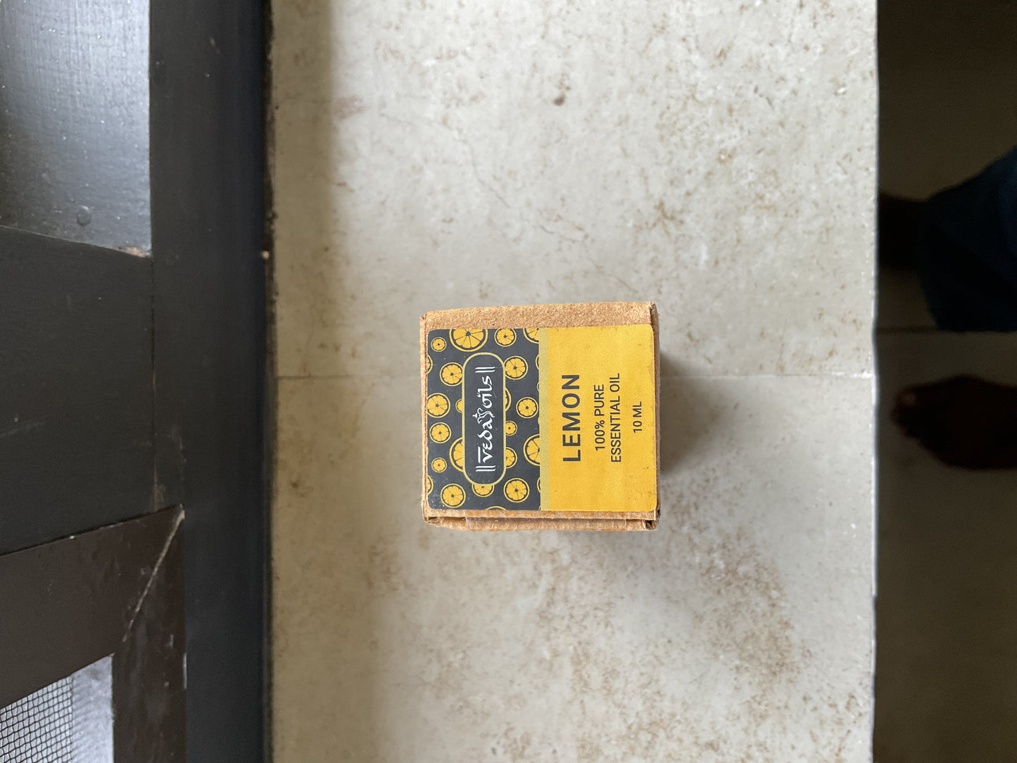 Lemon Essential Oil -10 ml - 1 no
