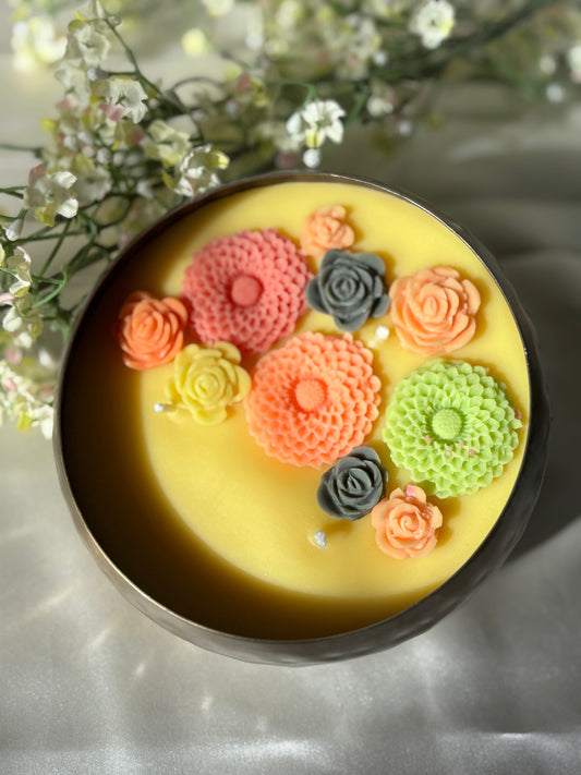 Uruli Candle - Lavender Chamomile Sandalwood Fragrance