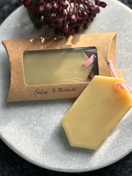 Wardrobe Wax Tablet - Cedar & Oakmoss Fragrance