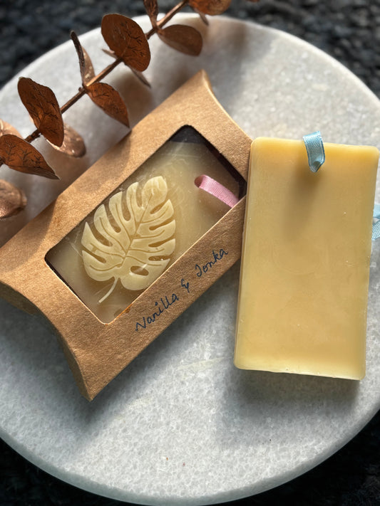 Wardrobe Wax Tablet - Vanilla & Tonka Fragrance