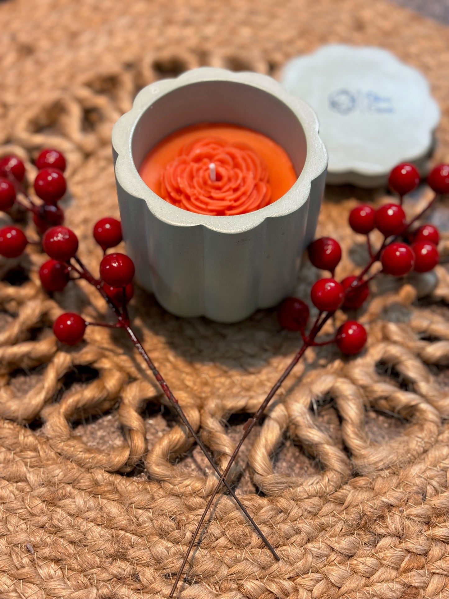 Flower Concrete Scented Jar Candle -Vanilla Fragrance