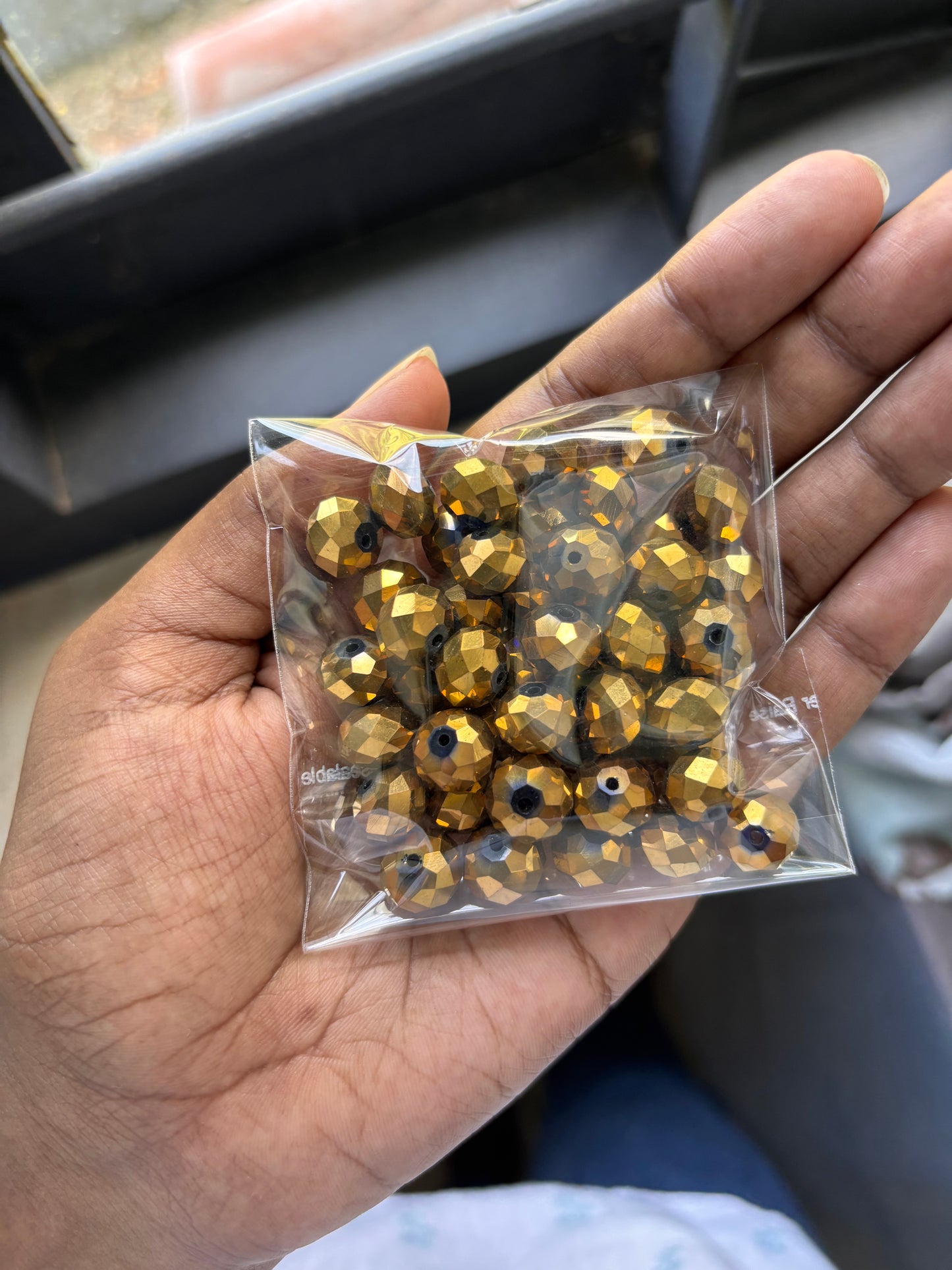 Beads -Gold- T25