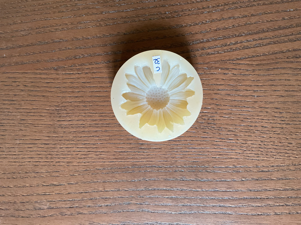 Mould - Daisy - C5
